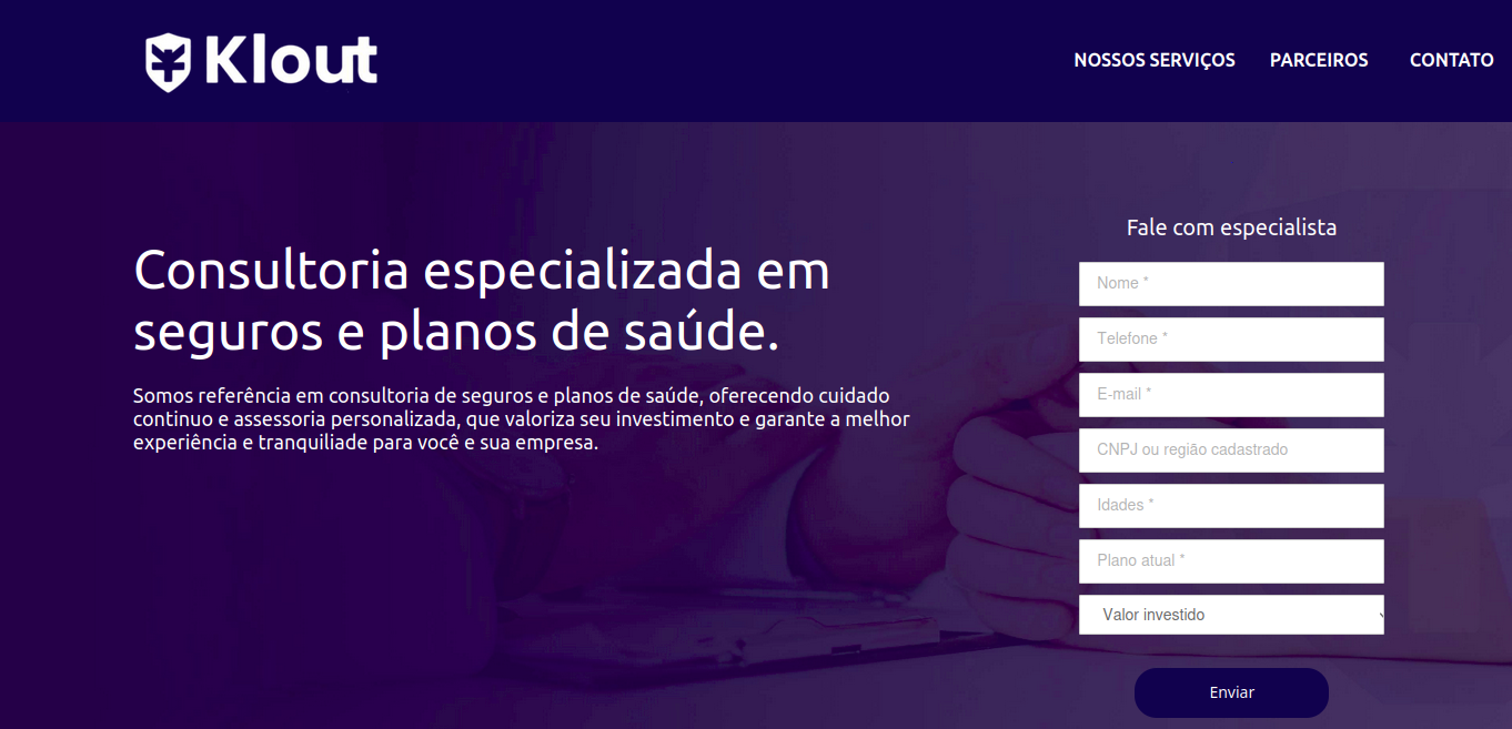 Primeira dobra do site antigo da Klout Seguros